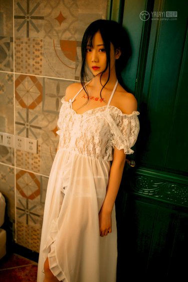 女王狗奴